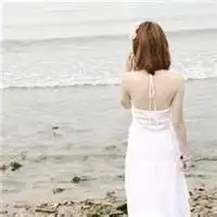 面朝大海背影女生头像微信头像图片大全