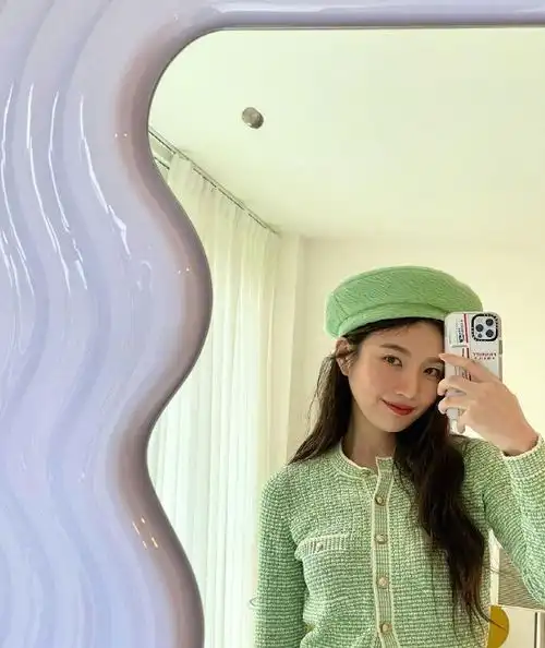 joy更新私照,苹果绿针织衫甜美元气,蜜桃粉针织衫粉嫩甜蜜