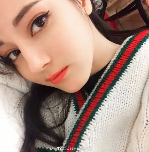 红红火火过大年follow章子怡杨幂选件红色开运衫吧