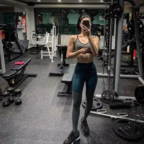 这是谁女朋友