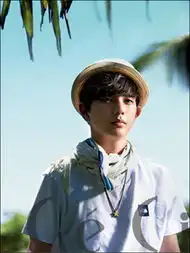 李准基张根硕金贤重最美韩国男星top20