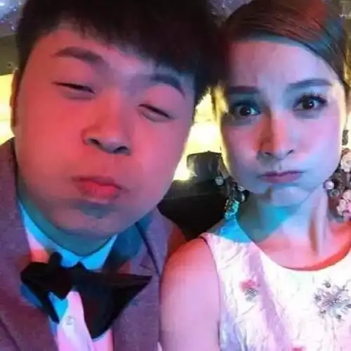 吴昕杜海涛新店开业,两人默契互动堪比情侣,未见催婚的沈梦辰