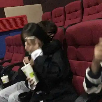 苏瓷成熟个性情头一对两张真人情侣头像我要个性网