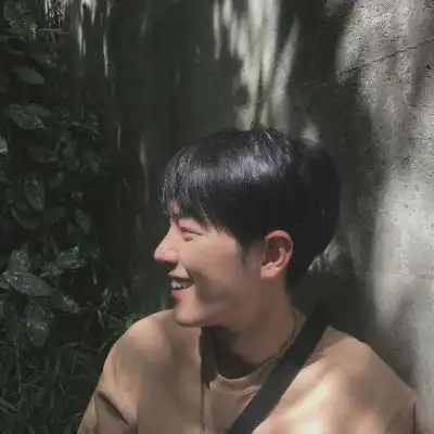 男生头像真人侧脸图片我们的感情不隔夜