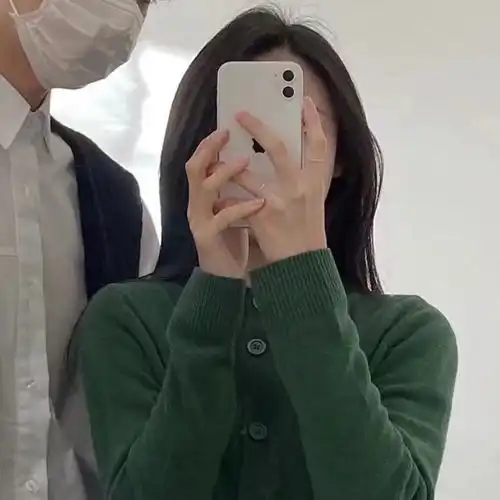 情侣头像一束花的仪式感永远不会过时