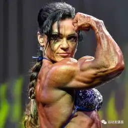 女版肌肉兽化人,60多岁的肌肉老奶奶刷爆整个健身圈
