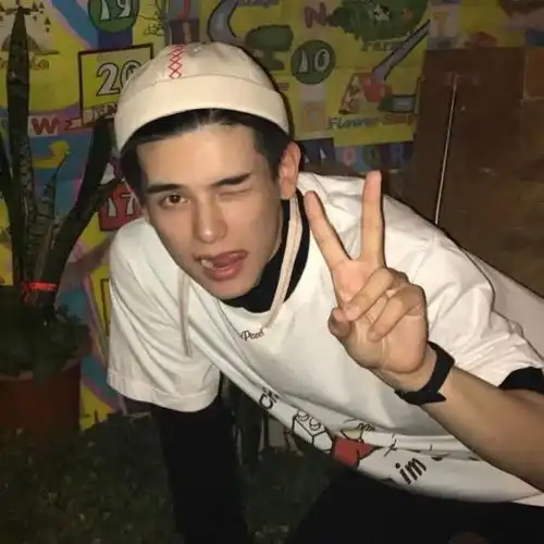 小众男朋友头像