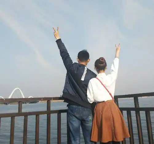 柳叶湖最美情侣照征集,秀恩爱免费参加水上集体婚礼