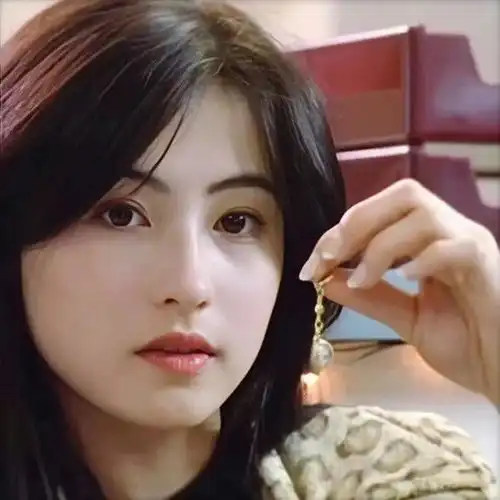 有哪些超好看的港风头像