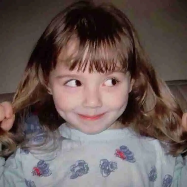 请问这个是情侣头像吗