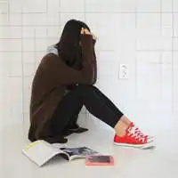 没有未来旳未来何必坚持的情侣网名帮我想想哈好听点的