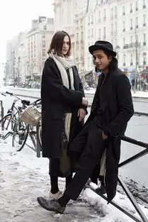 情侣装节日和爱人一起秀恩爱吧