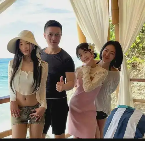 曝许雅钧利益导向才沉默,参与骂战得不到回报,还会毁掉女儿前程