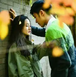 异性相处中,感觉到男人不爱的时候,聪明的女人会这么做