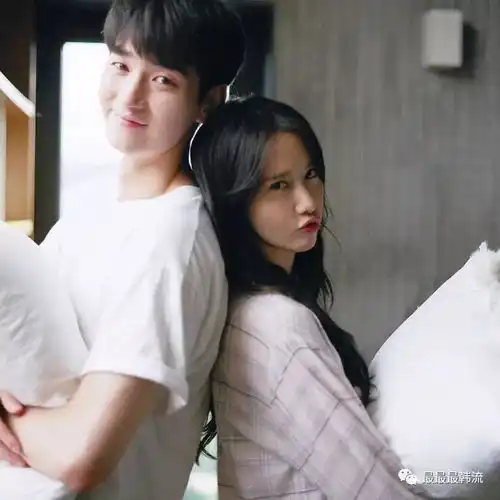 林允儿的女友力甜到爆棚她的中文水准比吃瓜群众想象中的还要神