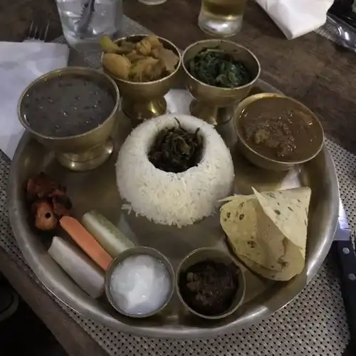 表情尼泊尔的奇异冒险,加都撒红节,博卡拉徒步,奇特旺丛林穿越,14天详细...表情