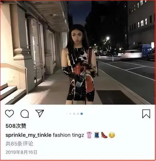 甜馨晒压岁钱被骂,黄多多被造黄谣,娱乐圈星二代太惨了