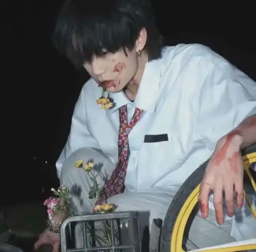 男头丨你是人间惊鸿客