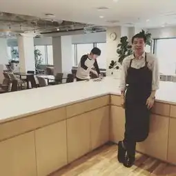 他是全日本最会生活的男人,在他的公司一下班就得去玩儿
